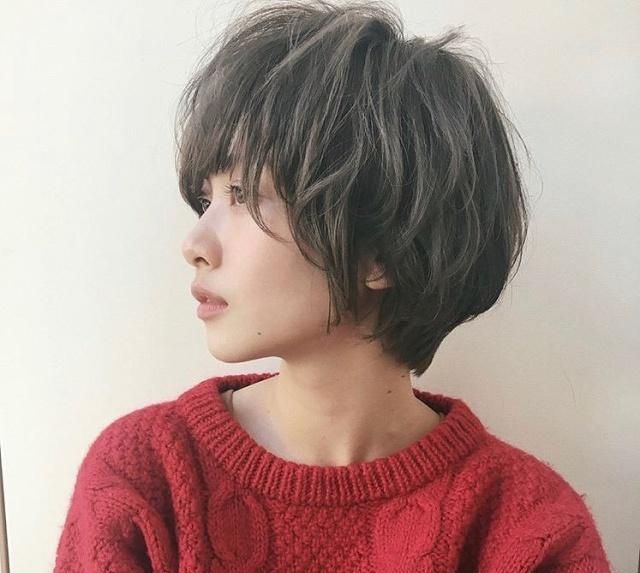 短发烫卷总是外翻是怎么回事,烫的短发变长的尴尬期怎么办