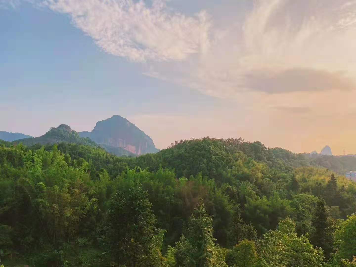 韶关丹霞山下绝美民宿,丹霞山邂逅阳光江畔度假民宿