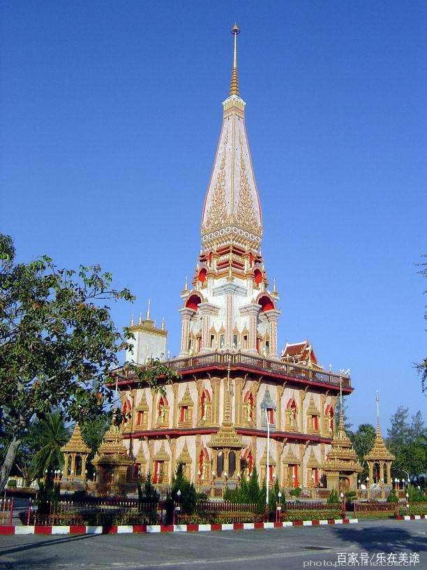 去泰国曼谷旅游大概要准备多少钱,到泰国旅游下飞机准备多少钱