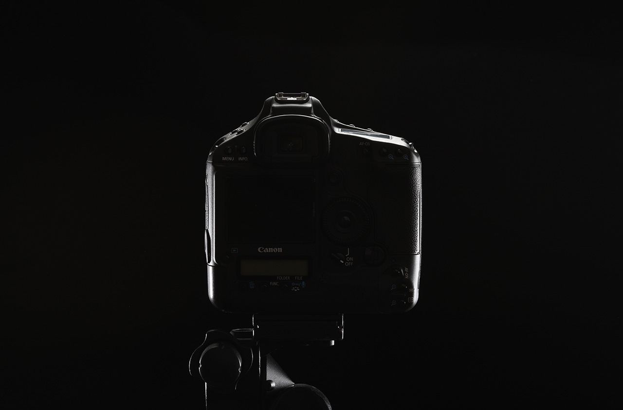 佳能1d4哪年发布的,佳能1d4还值不值得买