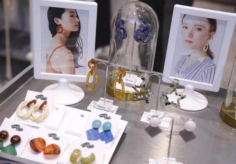 泰国有什么潮牌值得买,泰国潮牌女生