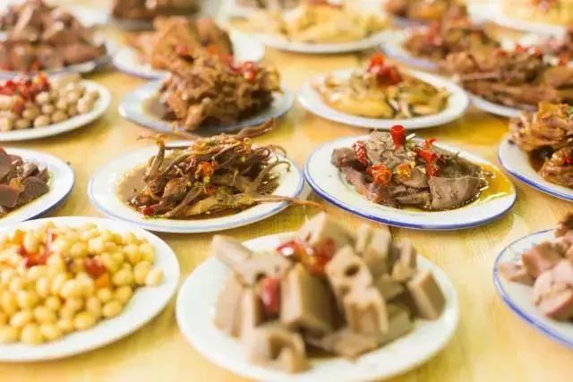 武汉鹿角巷网红店,武汉真正值得去的美食店