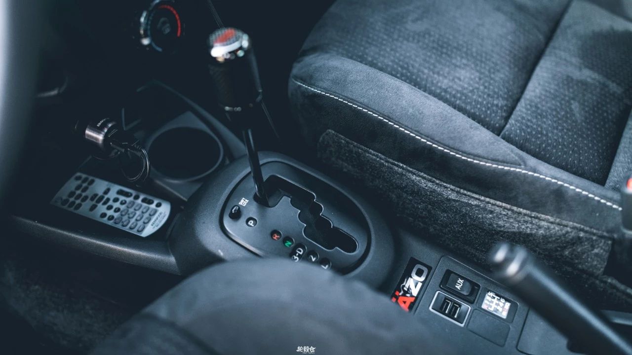 丰田雅力士小型汽车价格,巅峰极速丰田雅力士