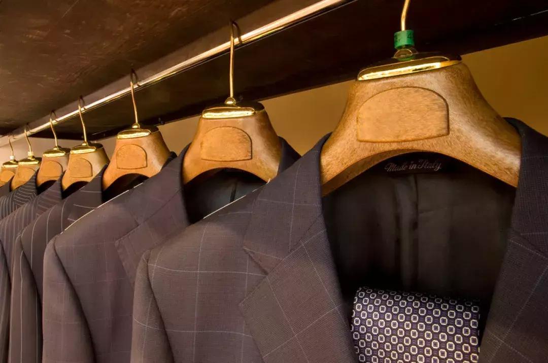 西服怎么保养,如何保养西服与衬衣