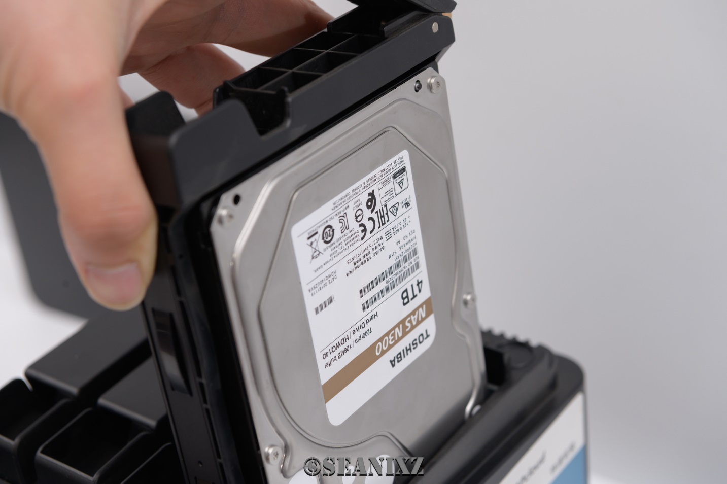 涓滆姖n300nas纭洏,涓滆姖n300鏈烘纭洏缁勪竴濂梟as绯荤粺