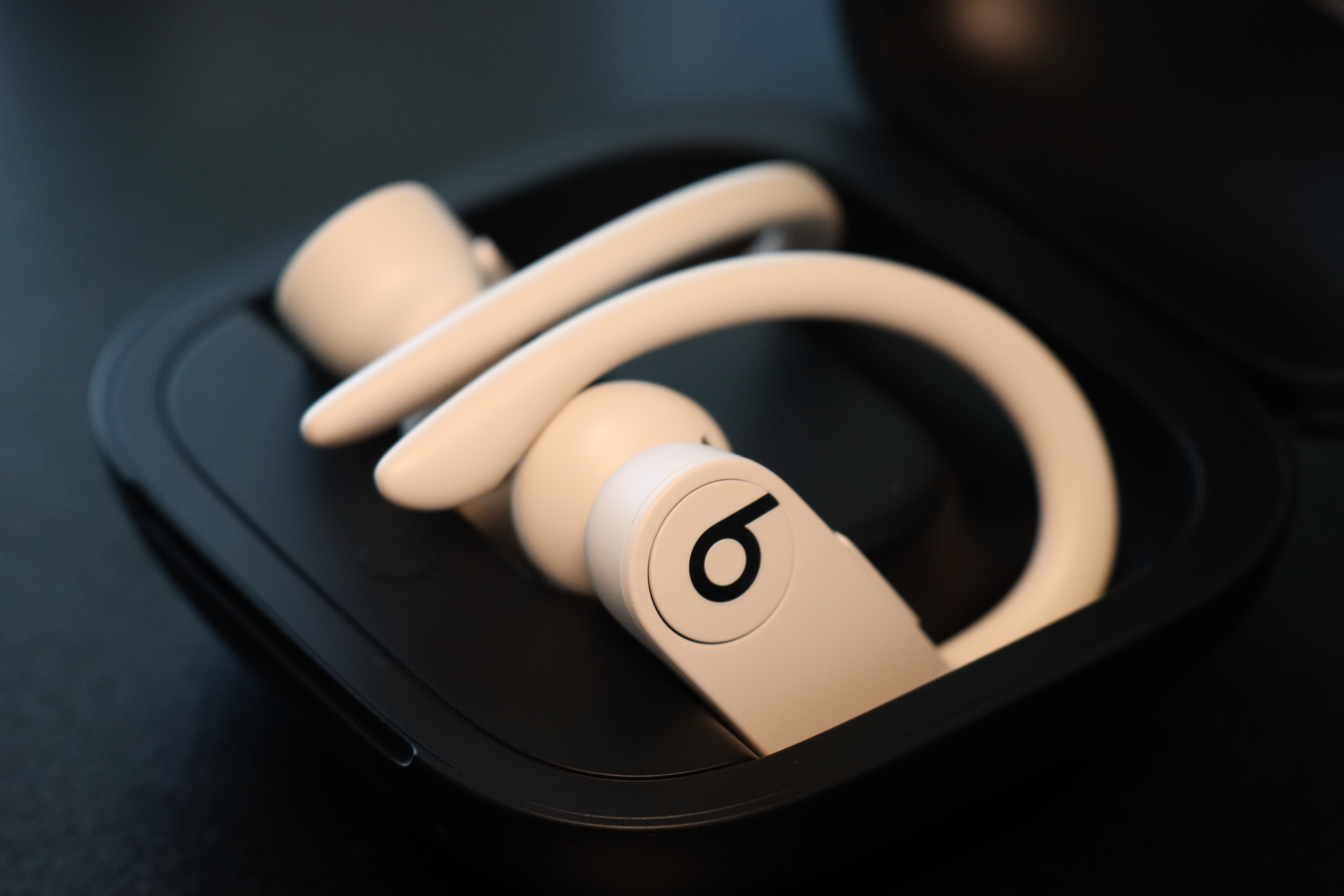 beatspowerbeatspro上手体验,beatspowerbeatspro沉浸式开箱