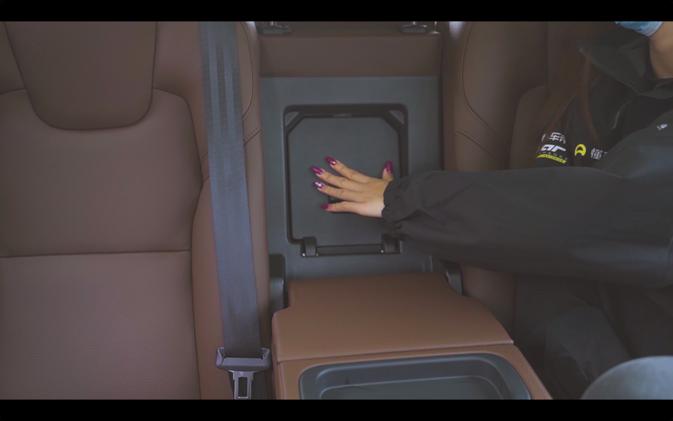 性能稍逊安全配置拔尖详尽评测沃尔沃XC60