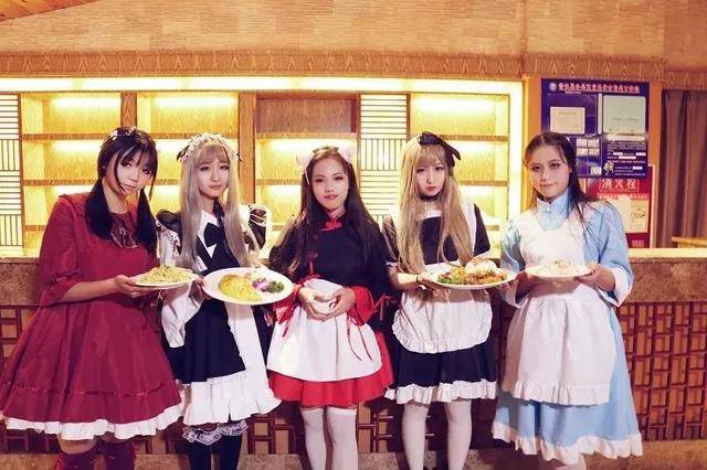 「全裸导演」背后与日本色情业的简史