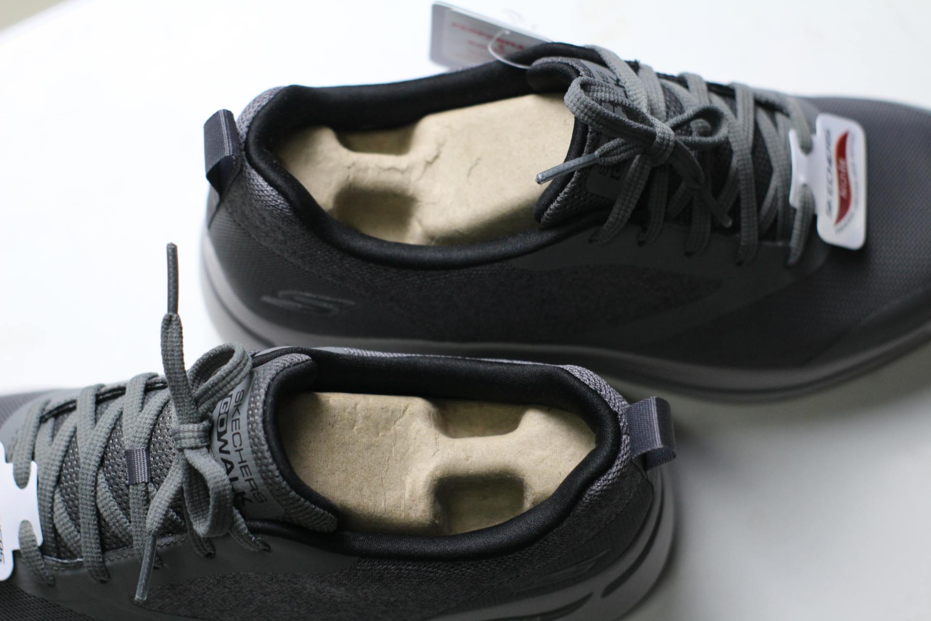 斯凯奇gorun系列,30来岁特别惊喜的生日礼物