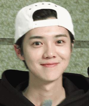 鹿晗捐赠足球场,鹿晗捐赠足球场在哪里