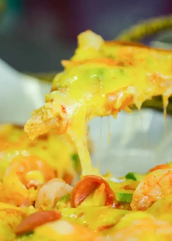 山东《都市天地》｜号称披萨届的“扛把子”来啦，超值特惠