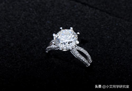 结婚选怎样的婚戒合适,选婚戒注意什么