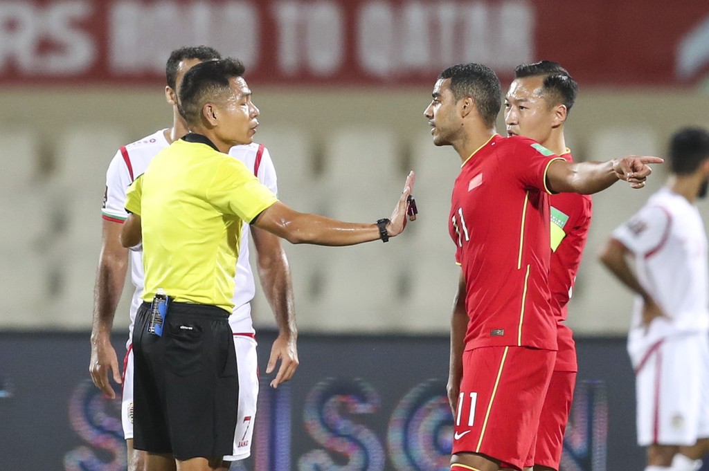 董路洛国富对日本放弃防守视频,洛国富对董路