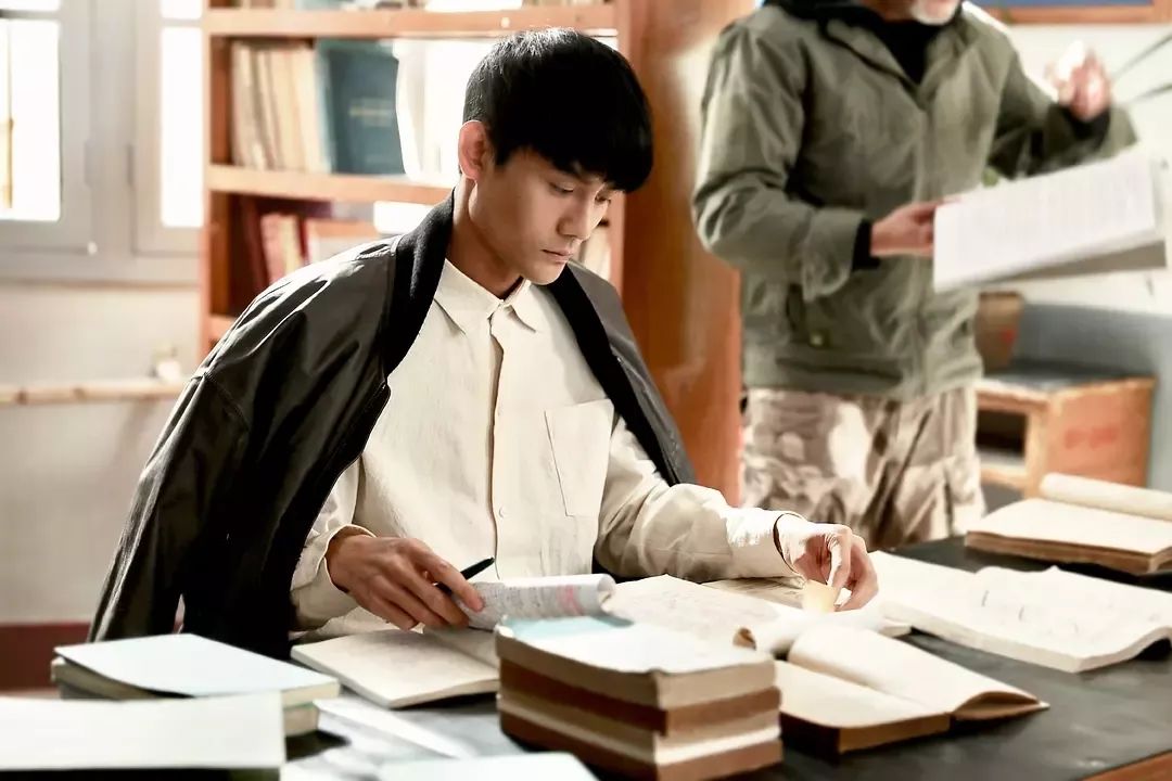 最好看的连续剧电影推荐一下,有没有百看不腻的电视剧推荐一下