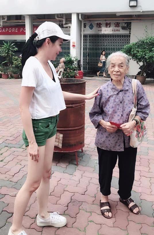 关之琳年轻爱珠宝,香港女星关之琳珠宝