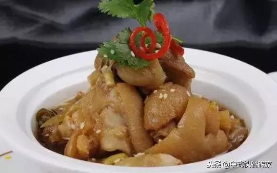 厨师教学美味猪蹄的简单做法,厨师长推荐元宝蹄
