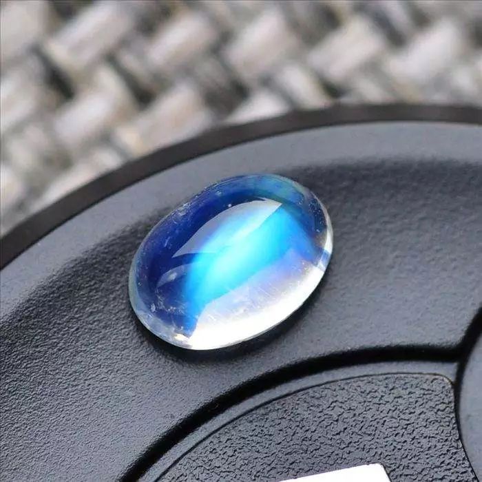 世界上最娇气的宝石,最硬的宝石