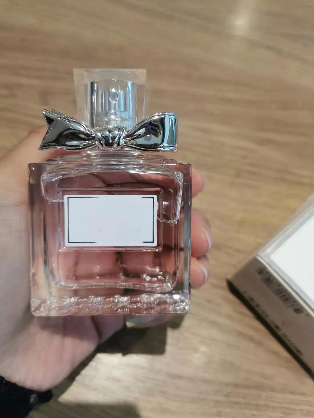 代购香水比专柜便宜一半真的假的,代购的迪奥香水靠谱吗