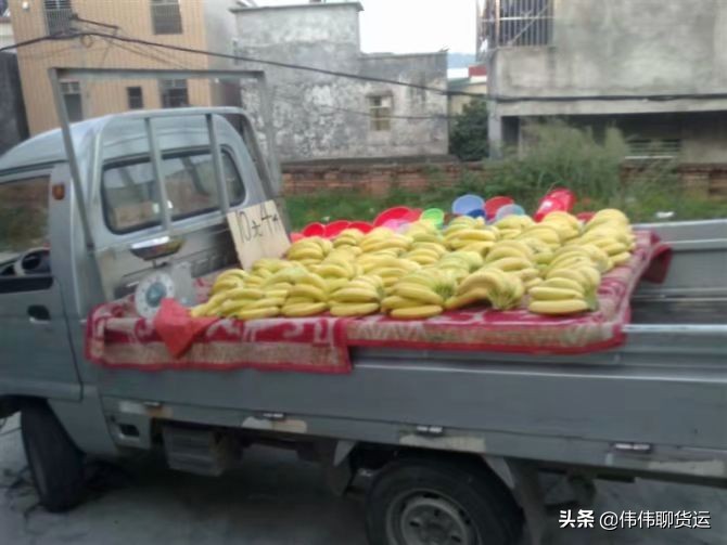 富士康打过工,做生意亏10万,32岁开卡车,依然笑对生活