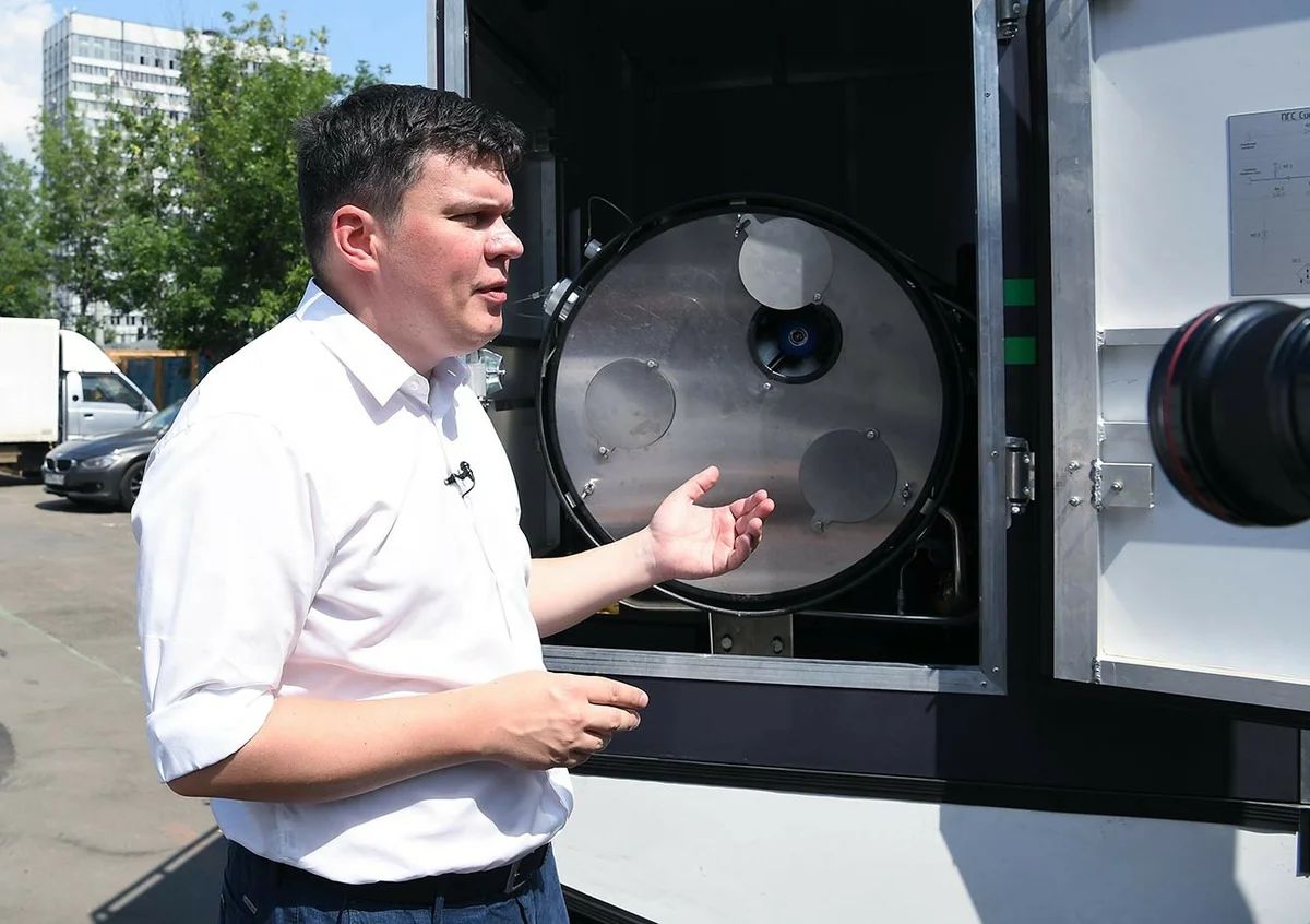 特斯拉官方移动充电器,特斯拉移动国标充电器