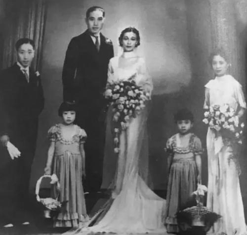 郭婉莹：优雅是唯一不会褪色的美，就算刷马桶、抓奸也要活成诗