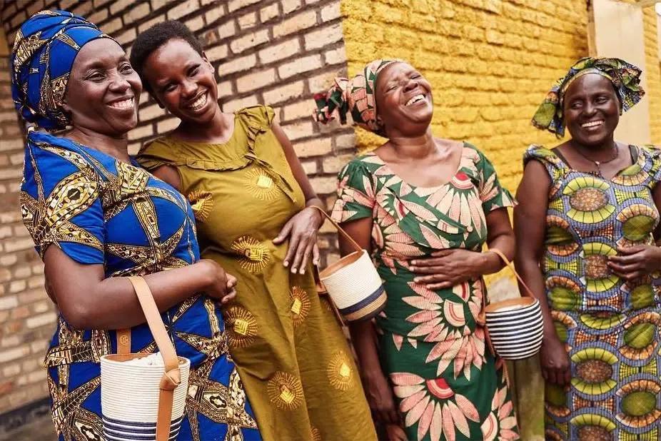 钟楚曦宋妍霏对比照,宋妍霏钟楚曦时尚搭配