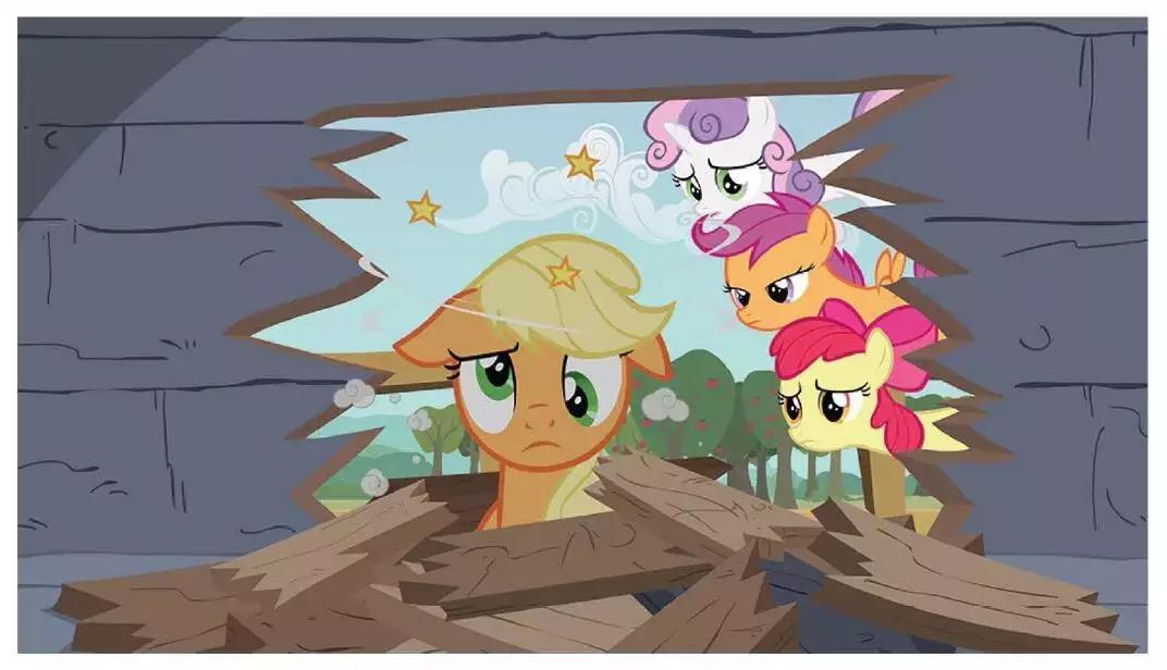 小猪佩奇把最爱的小马宝莉拿出来,小马宝莉和小猪佩奇谁能打得过谁