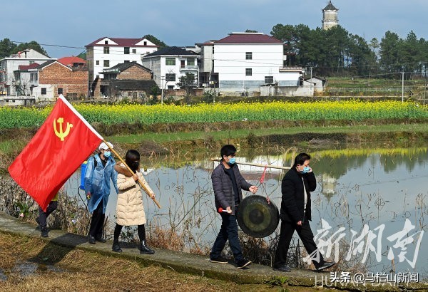 在习*平近**总书记重要讲话指引下|为打赢疫情防控阻击战注入强大信心和力量