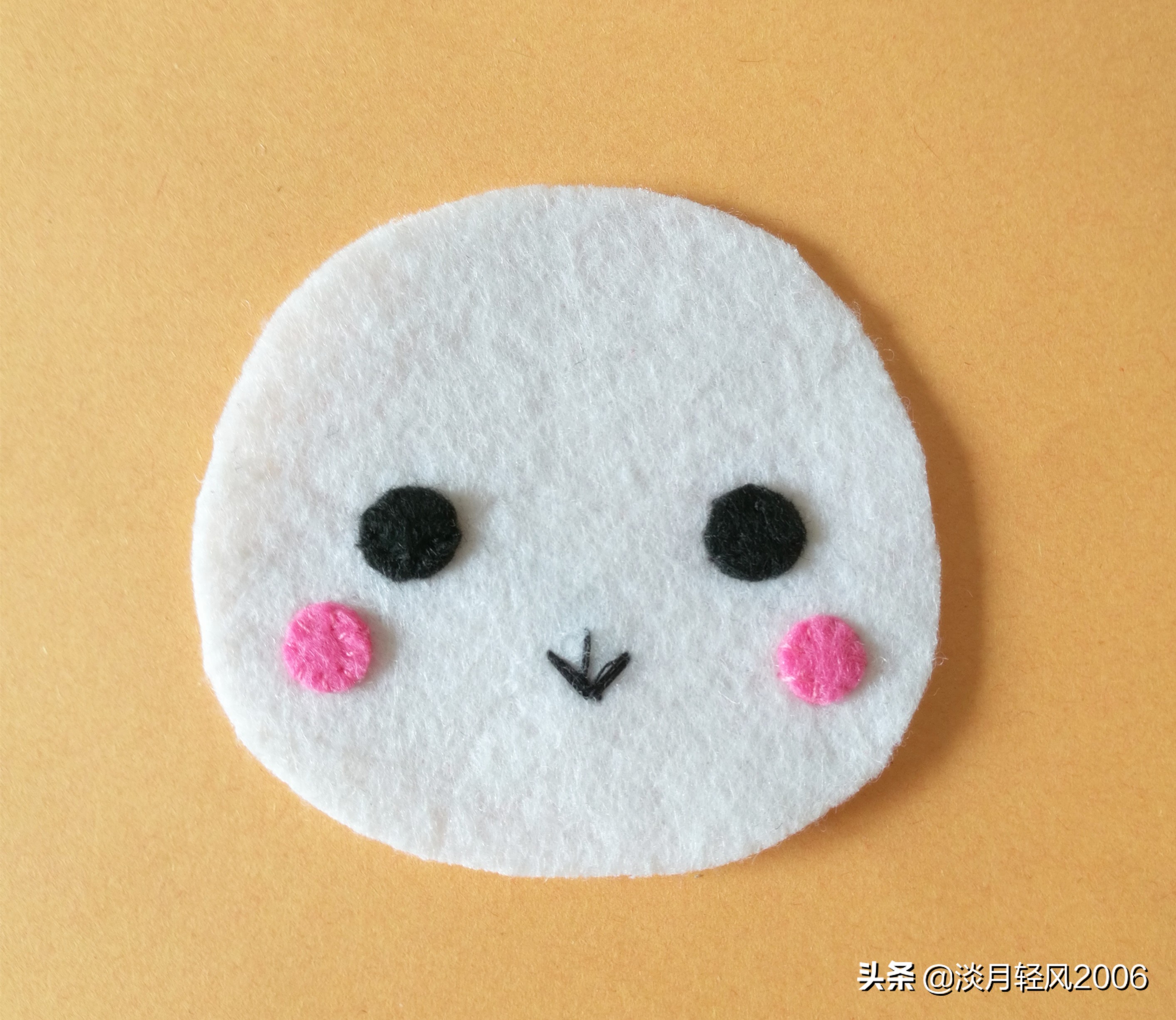 小兔子书签制作方法简单可爱,简单漂亮的小兔子书签你学会了吗