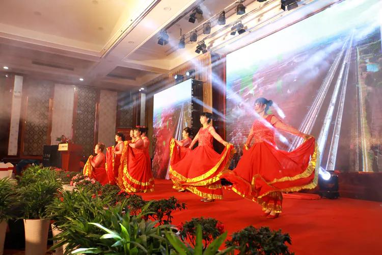 仁爱以柔克刚,仁爱传递