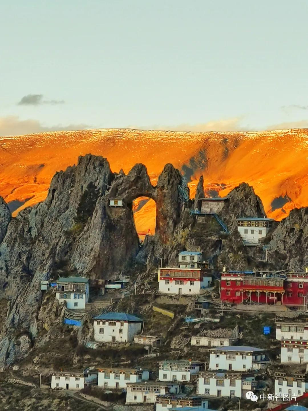 同饮一江水共话澜湄情现代诗,同饮一江水共话澜湄情是什么意思