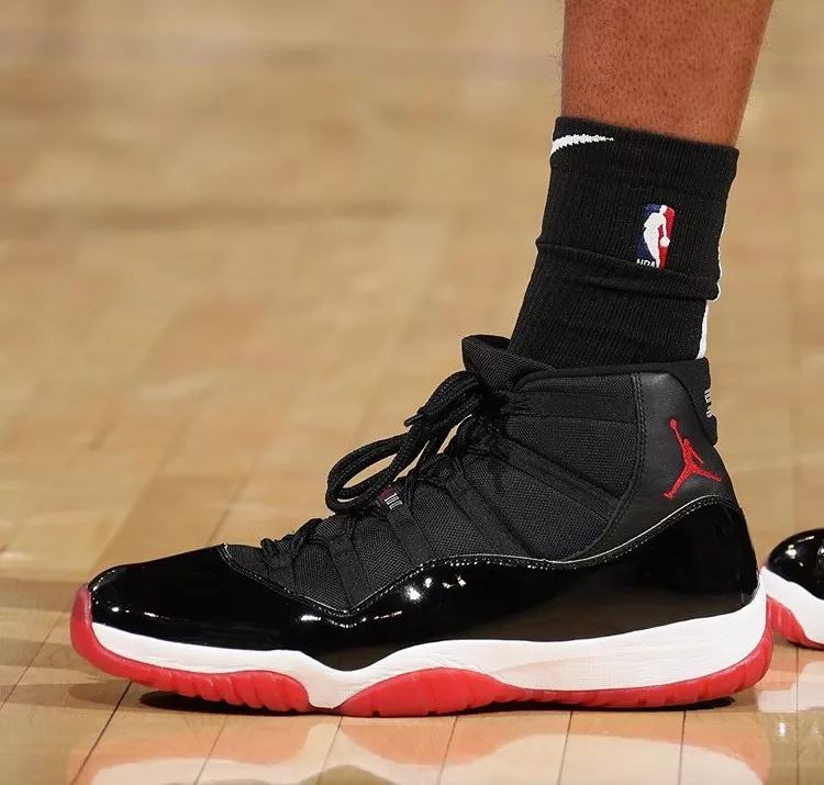 詹姆斯21代篮球鞋nba球员上脚,nba球星上脚球鞋詹姆斯18low