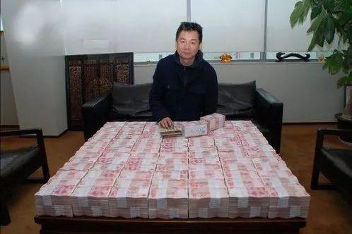 朱骏投资乐视,朱骏贾跃亭联手九城