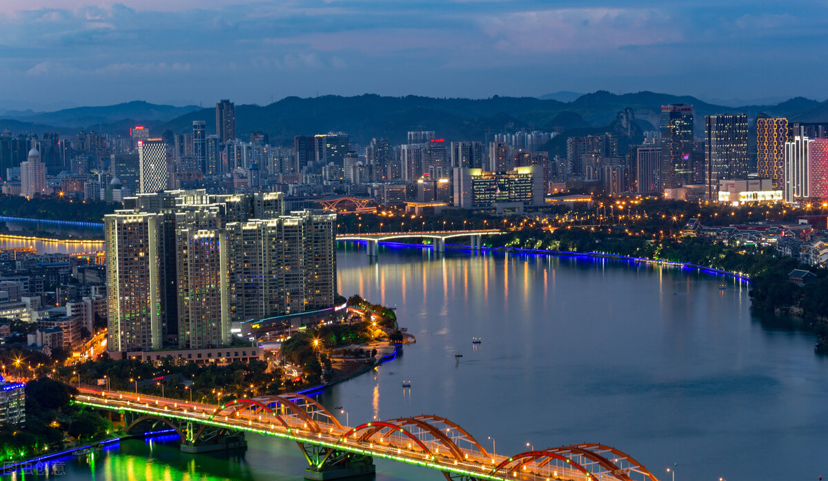 广西柳州这座城市真的很美,柳州和南宁哪个宜居