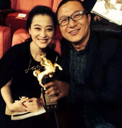 梅婷青春的故事,梅婷情史