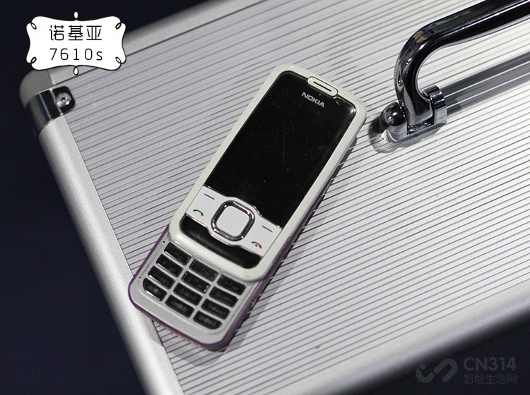 全面屏泛滥时回顾了主打设计的诺基亚7系列设计师请收下我的膝盖