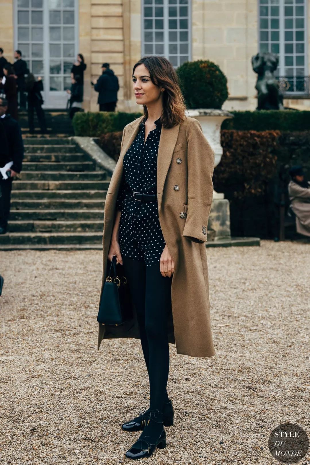 买错一件「长大衣」，真的想当场去世