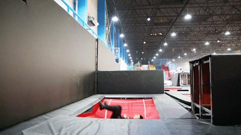 除了ktv还有哪里能唱歌,除了ktv什么地方可以唱歌玩