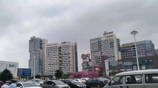 银行理财和股票基金哪个收益高,投资股票和银行理财哪个更可靠