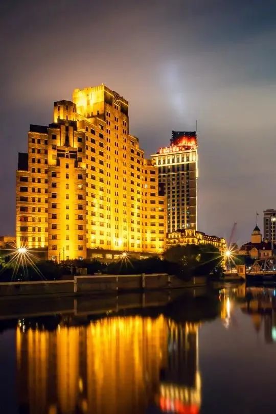 夜读北外滩|曾经的上海观景台——上海大厦