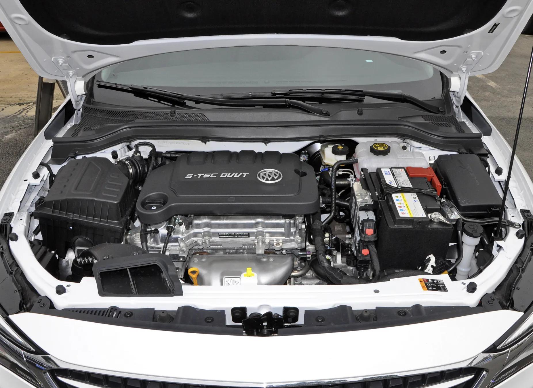 月薪五千开得起别克英朗吗,别克英朗开两万公里卖了值得么