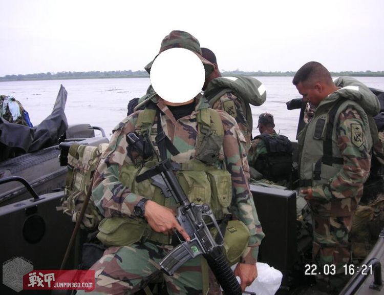 折腾九年，就拿出这点东西凑外拍？（中）