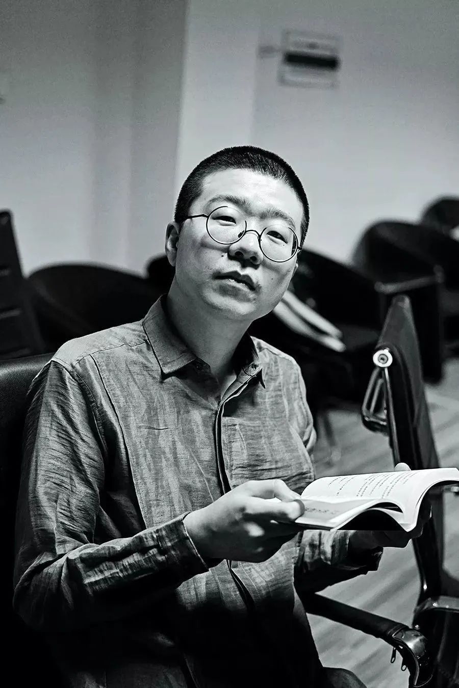 李诞说人间不值得下一句是什么,人间不值得但你值得李诞