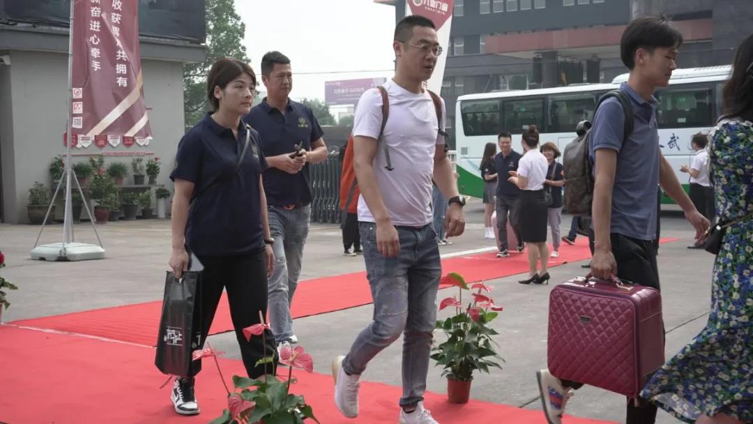 同理想共未来｜九皇新品惊艳你·我·他