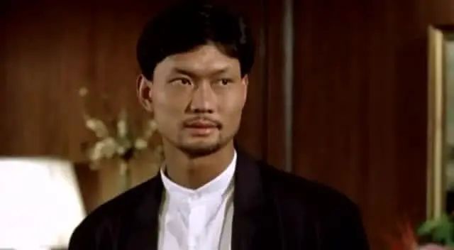 世界拳王周比利李连杰,周比利打得过吴京吗