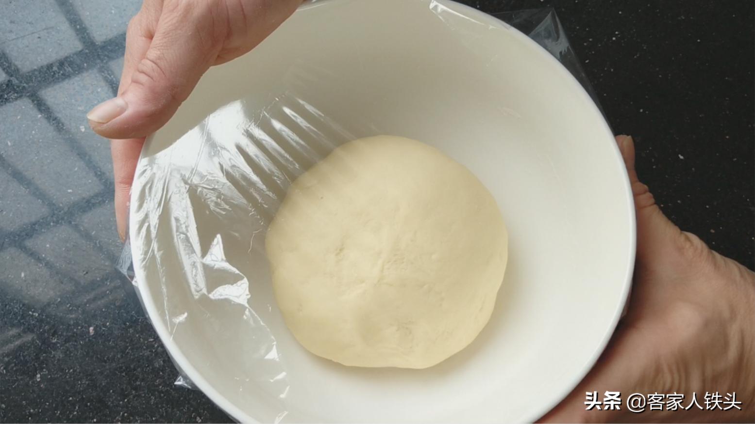 油条不用出去买教你在家制作,早餐不用出去买自制油条