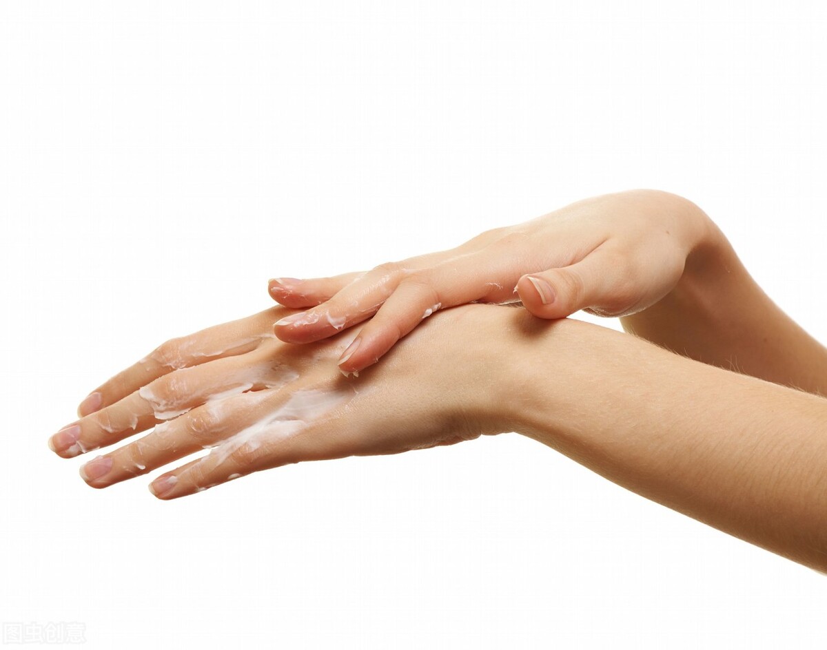 护肤品要选择成分安全的,护肤品无致痘成分推荐