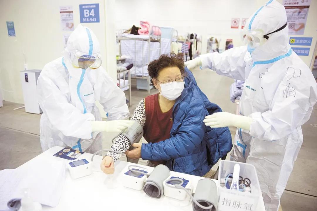 致敬我们的英雄,致敬我们的英雄前辈