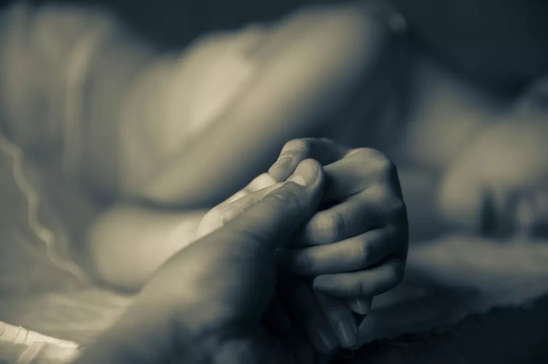 一对夫妻讲婚姻问题,美国夫妇争吵