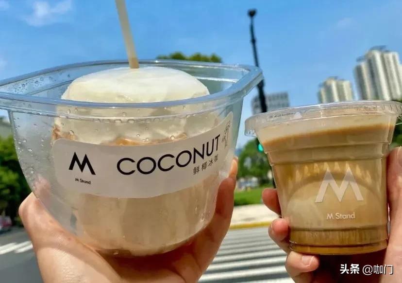 椰子直接加咖啡,新鲜椰子如何做椰子咖啡